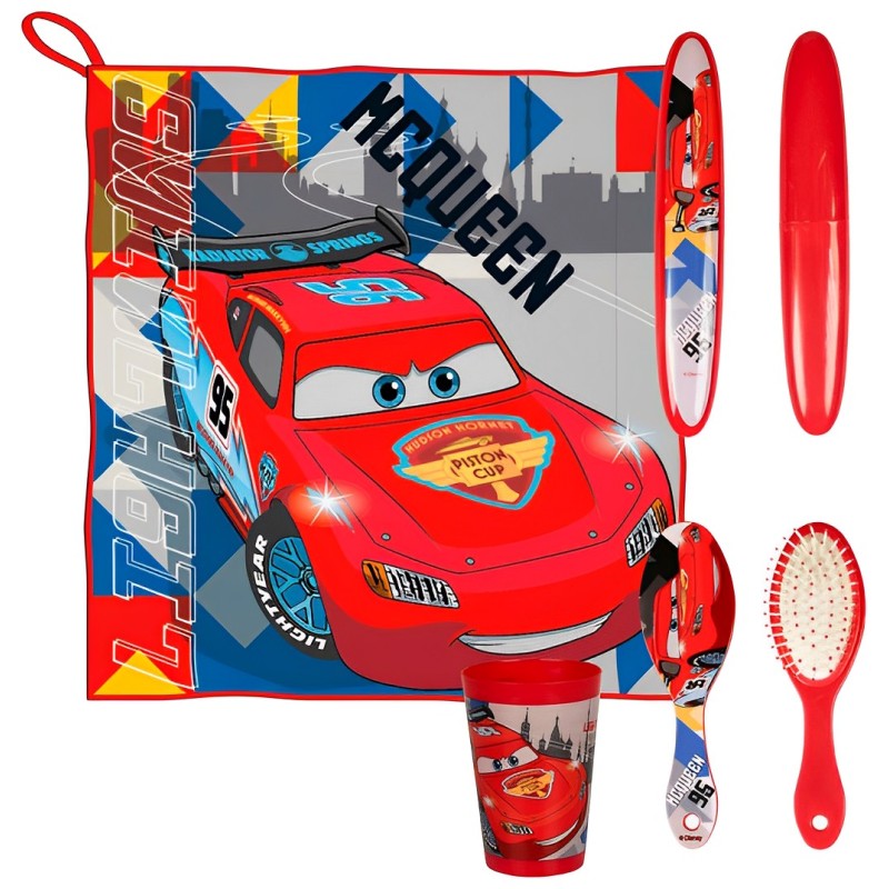SET COMEDOR CARS: NECESER, TOALLITA, PEINE, VASITO Y PORTA CEPILLO DIENTES