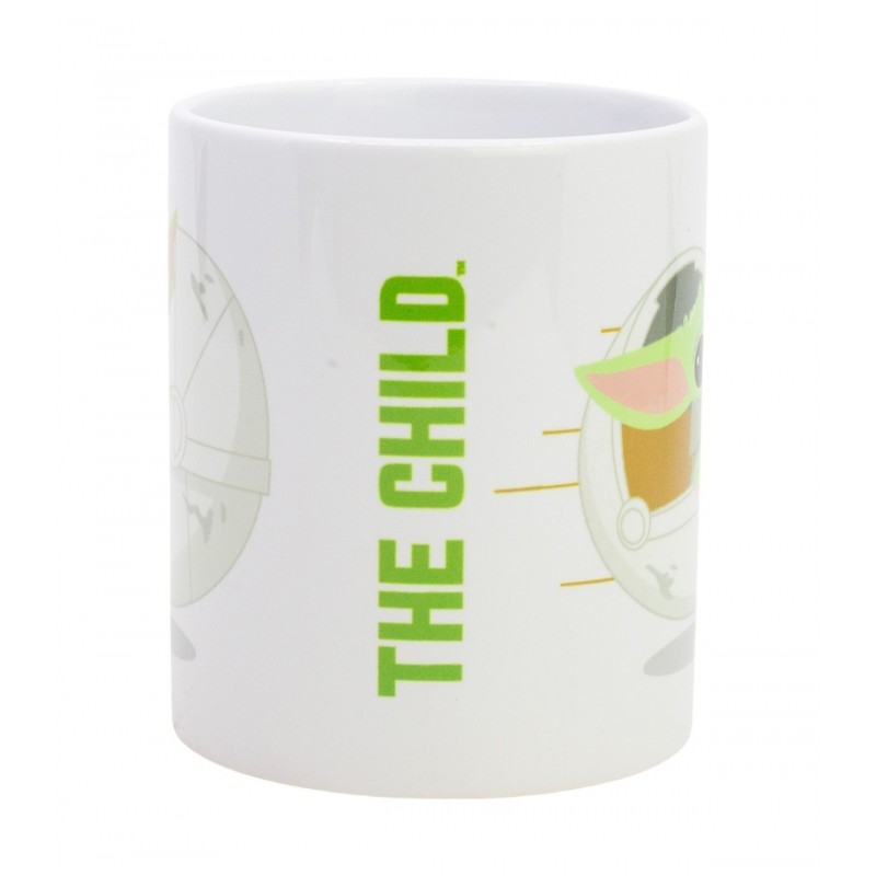 Primer plano de taza blanca de Star Wars con ilustración del texto The Child